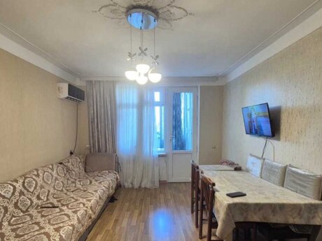İnşaatçılarda 2 otaqlı köhnə tikili mənzil satılır, 55 m², 159 999 AZN, şəkil 5 / 12