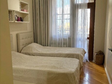 İnşaatçılarda 3 otaqlı yeni tikili mənzil satılır, 80 m², 275 000 AZN, şəkil 4 / 7