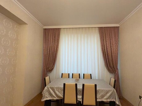 Avtovağzalda 2 otaqlı yeni tikili mənzil satılır, 70 m², 185 000 AZN, şəkil 2 / 12