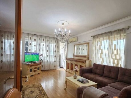 Şah İsmayıl Xətaidə 2 otaqlı köhnə tikili mənzil satılır, 65 m², 229 000 AZN, şəkil 2 / 12