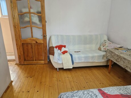 Сдаётся 1-комнатный дом, Suraxanı, 50 м², 300 AZN/мес, фото 2 / 5