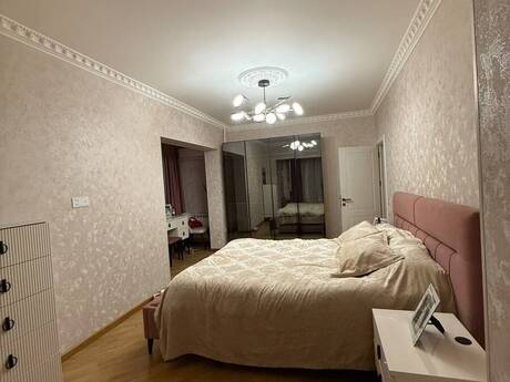 Memar Əcəmidə 3 otaqlı köhnə tikili mənzil satılır, 90 m², 235 000 AZN, şəkil 5 / 12