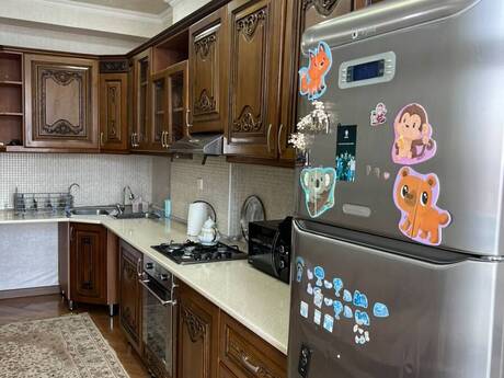 Gənclikdə 4 otaqlı yeni tikili mənzil kirayə verilir, 185 m², 1 200 AZN/ay, şəkil 4 / 12