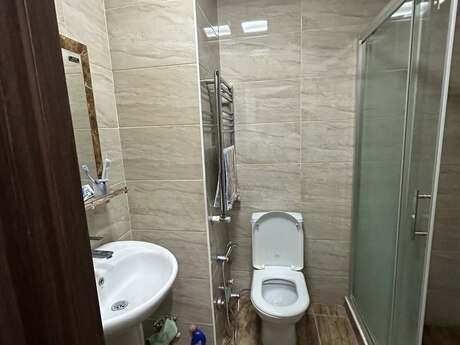 Kristal Abşeron Central Park kompleksində 2 otaqlı yeni tikili mənzil kirayə verilir, 60 m², 700 AZN/ay, şəkil 3 / 5
