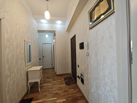 Kristal Abşeron Bayıl kompleksində 2 otaqlı yeni tikili mənzil satılır, 71 m², 220 000 AZN, şəkil 3 / 10