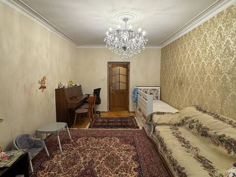 Elmlər Akademiyasında 3 otaqlı köhnə tikili mənzil satılır, 75 m², 205 000 AZN, şəkil 3 / 12