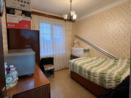 Əhmədlidə 3 otaqlı köhnə tikili mənzil satılır, 85 m², 166 000 AZN, şəkil 3 / 7