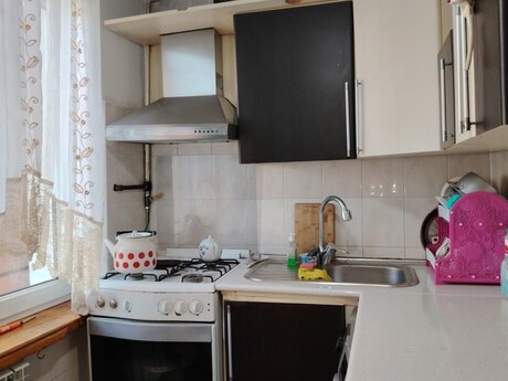 Azadlıq Prospektidə 2 otaqlı köhnə tikili mənzil kirayə verilir, 50 m², 500 AZN/ay, şəkil 5 / 9