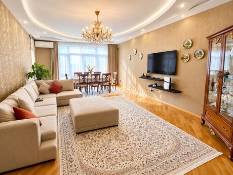 Elan №6550967 - Bakı, 8 Noyabr m., 4 otaqlı, 168 m², 10/20 mərtəbə