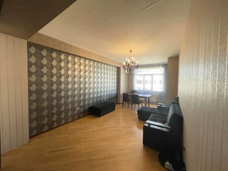 3-room new-build apartment for sale in Nəriman Nərimanov, 100 m², 280 000 AZN, photo 3 / 6