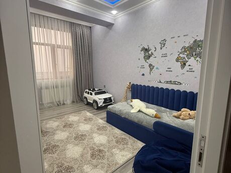 Əhmədlidə 4 otaqlı yeni tikili mənzil satılır, 149 m², 395 000 AZN, şəkil 2 / 12