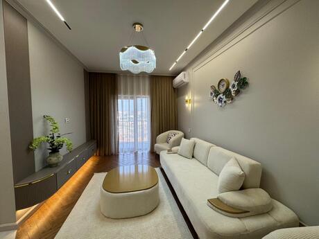 BCR Khatai kompleksində 2 otaqlı yeni tikili mənzil satılır, 68 m², 379 000 AZN, şəkil 2 / 9