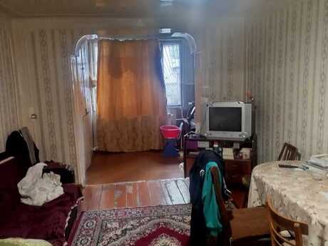 Объявление №6551088 - Баку, м. Элмляр Академиясы, 3-комн., 70 м², 1/5 этаж