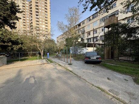 Объявление №6551095 - Баку, м. Халглар Достлугу, 2-комн., 55 м², 5/5 этаж