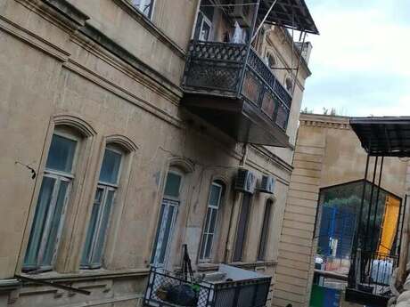 Объявление №6551145 - Баку, м. Ичеришехер, 2-комн., 60 м², 2/2 этаж