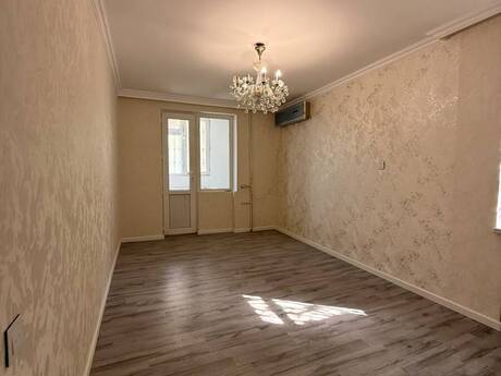 Nəriman Nərimanovda 3 otaqlı köhnə tikili mənzil satılır, 70 m², 177 000 AZN, şəkil 2 / 12