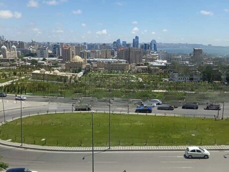 Elmlər Akademiyasında 3 otaqlı köhnə tikili mənzil satılır, 85 m², 270 000 AZN, şəkil 2 / 12