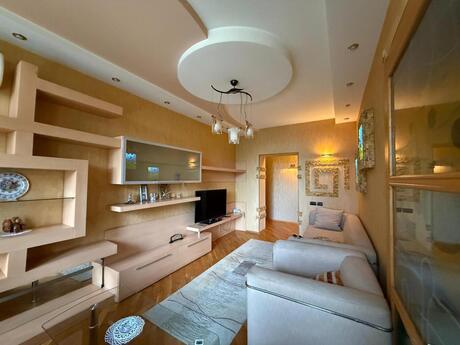 2-комн. · 70 m² · 4/6 этаж, İçəri Şəhər