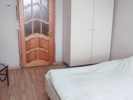 Azadlıq Prospektidə 2 otaqlı köhnə tikili mənzil kirayə verilir, 55 m², 550 AZN/ay, şəkil 4 / 12