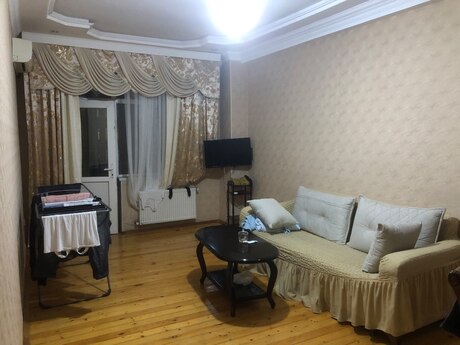 2 otaq · 70 m²