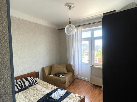 Əhmədlidə 3 otaqlı köhnə tikili mənzil satılır, 80 m², 185 000 AZN, şəkil 2 / 6