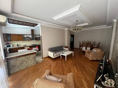 4-room new-build apartment for sale in Elmlər Akademiyası, 156 m², 430 000 AZN, photo 3 / 11