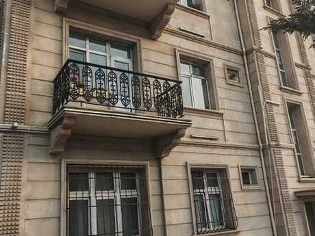 3 otaqlı mənzil, 85 m², Nəriman Nərimanov, 230 000 AZN