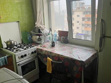 Gənclikdə 1 otaqlı köhnə tikili mənzil kirayə verilir, 45 m², 500 AZN/ay, şəkil 3 / 4
