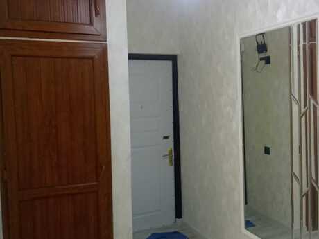 Əhmədlidə 3 otaqlı köhnə tikili mənzil satılır, 68 m², 208 000 AZN, şəkil 3 / 12