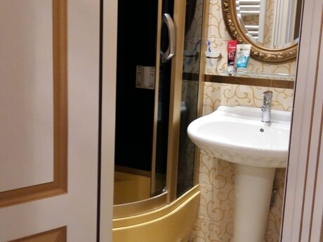 Elmlər Akademiyasında 2 otaqlı köhnə tikili mənzil kirayə verilir, 50 m², 700 AZN/ay, şəkil 5 / 12