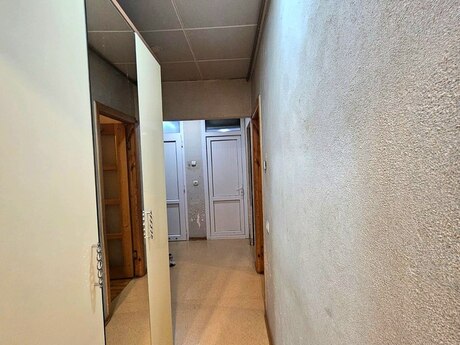 Продаётся 3-комнатная квартира в старом фонде, Yeni Günəşli, 60 м², 140 000 AZN, фото 4 / 9
