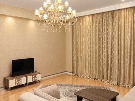 Elan №6551513 - Bakı, Şah İsmayıl Xətai m., 2 otaqlı, 68 m², 13/16 mərtəbə