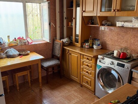 Badamdarda 3 otaqlı köhnə tikili mənzil satılır, 105 m², 220 000 AZN, şəkil 5 / 11