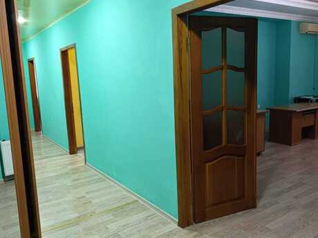 Сдаётся 3-комнатная квартира в новостройке, Şah İsmayıl Xətai, 120 м², 800 AZN/мес, фото 2 / 12