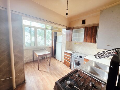 Продаётся 3-комнатная квартира в старом фонде, 9-cu mikrorayon, 90 м², 185 000 AZN, фото 4 / 9
