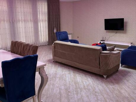 3-room new-build apartment for rent in Şah İsmayıl Xətai, 157 m², 1 400 AZN/mo, photo 3 / 12