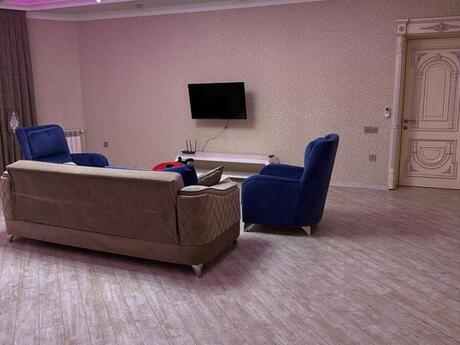 3 rooms · 157 m²