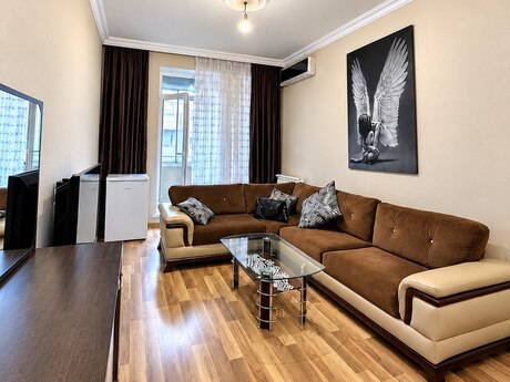 1 otaq · 27 m² · 19/20 mərtəbə, 20 Yanvar