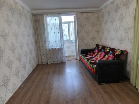 Bakıxanovda 1 otaqlı köhnə tikili mənzil satılır, 40 m², 114 000 AZN, şəkil 2 / 11