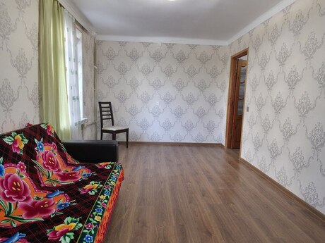 1 otaq · 40 m² · 3/5 mərtəbə, Bakıxanov