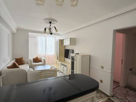 Gənclikdə 2 otaqlı köhnə tikili mənzil kirayə verilir, 50 m², 800 AZN/ay, şəkil 2 / 10