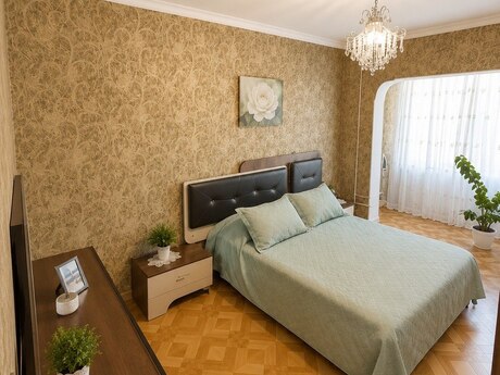 Əhmədlidə 3 otaqlı köhnə tikili mənzil satılır, 90 m², 203 000 AZN, şəkil 3 / 8