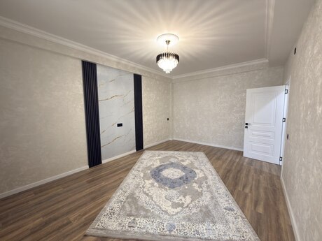 2 otaq · 67 m² · 8/12 mərtəbə, İnşaatçılar