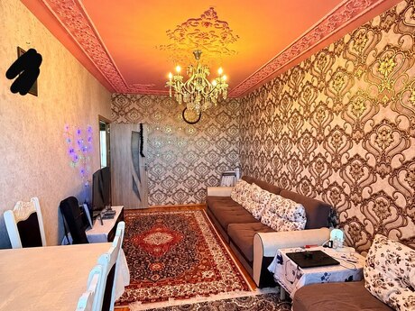 Əhmədlidə 3 otaqlı köhnə tikili mənzil satılır, 90 m², 168 000 AZN, şəkil 2 / 6