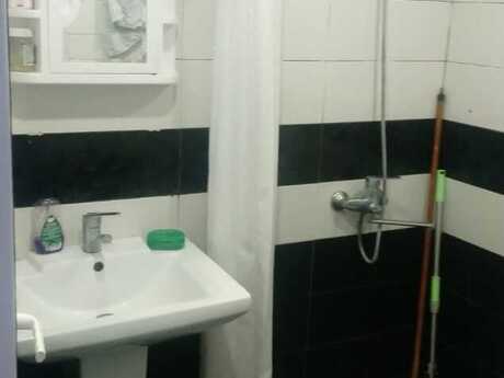 Neftçilərdə 2 otaqlı köhnə tikili mənzil satılır, 47 m², 150 000 AZN, şəkil 5 / 10