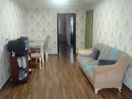 Neftçilərdə 2 otaqlı köhnə tikili mənzil satılır, 47 m², 150 000 AZN, şəkil 2 / 10