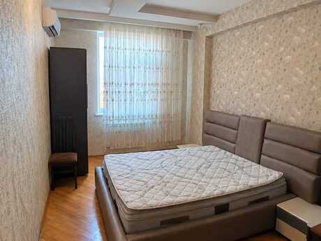 4-room new-build apartment for rent in Memar Əcəmi, 180 m², 900 AZN/mo, photo 4 / 11