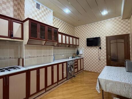 8 Noyabrda 3 otaqlı yeni tikili mənzil satılır, 127 m², 300 000 AZN, şəkil 5 / 12