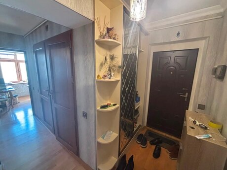Gənclikdə 3 otaqlı köhnə tikili mənzil satılır, 60,9 m², 168 000 AZN, şəkil 5 / 9