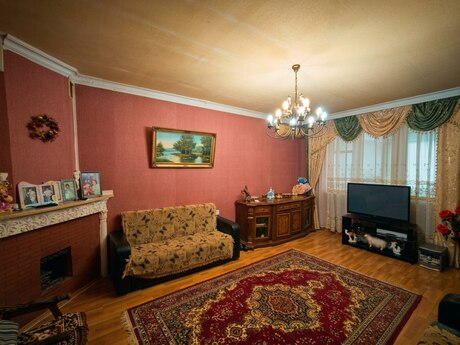Gənclikdə 4 otaqlı köhnə tikili mənzil satılır, 120 m², 235 000 AZN, şəkil 3 / 12